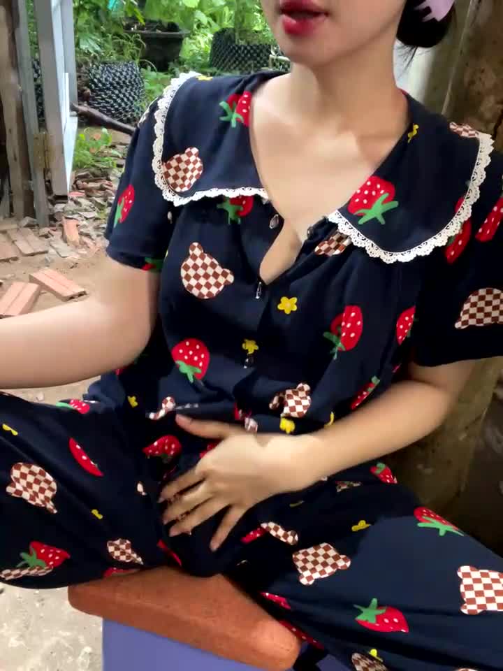 Serena_lovely24
