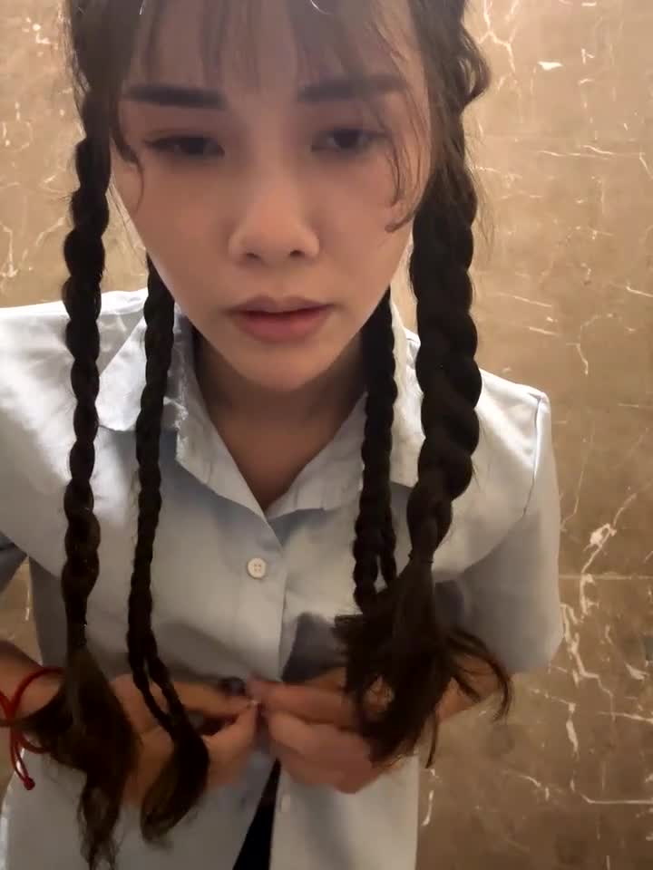 Adora188