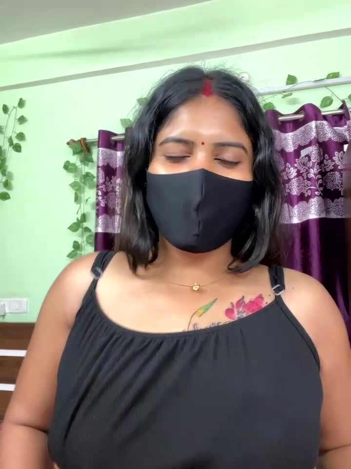 V-Hot-Sweti